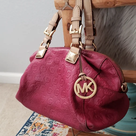 Michael Kors Grayson in Peony - Picture 2 of 16
